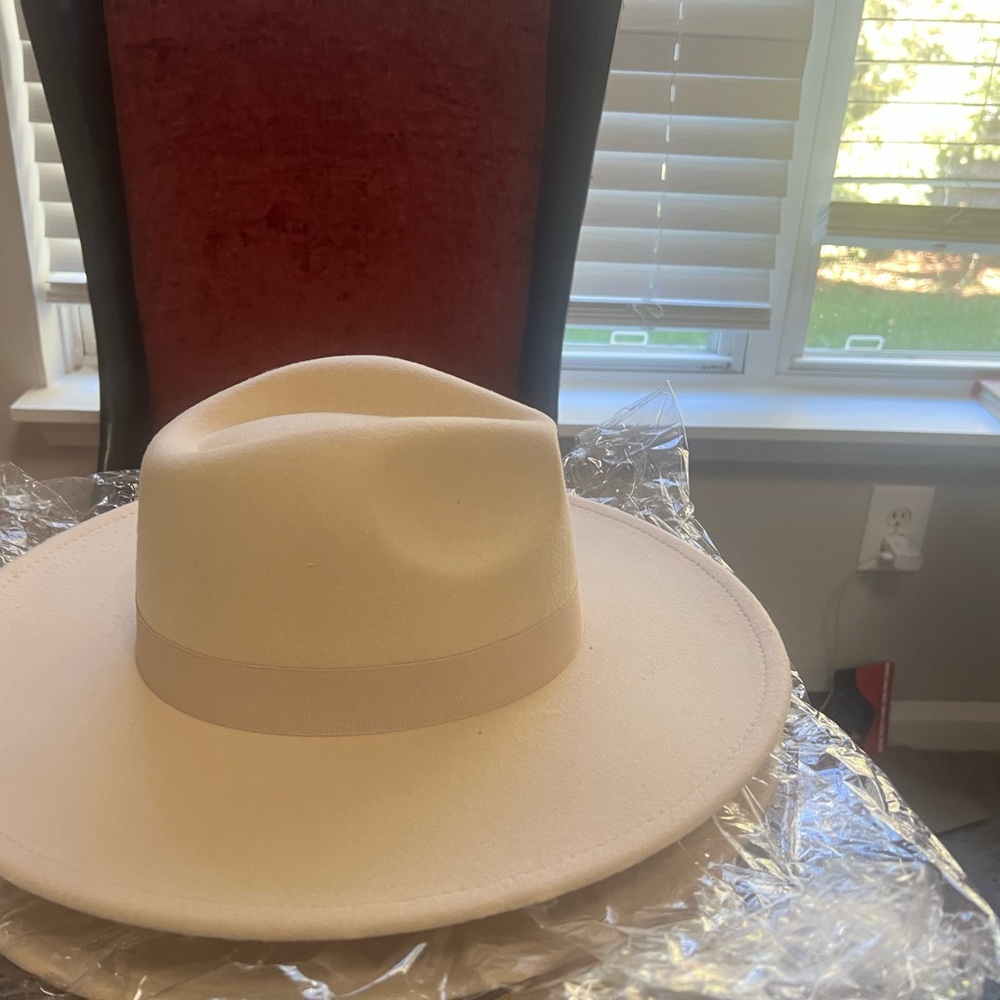 Felt Panama Rancher Hat in Ivory/Cream NWT - Picture 6 of 9